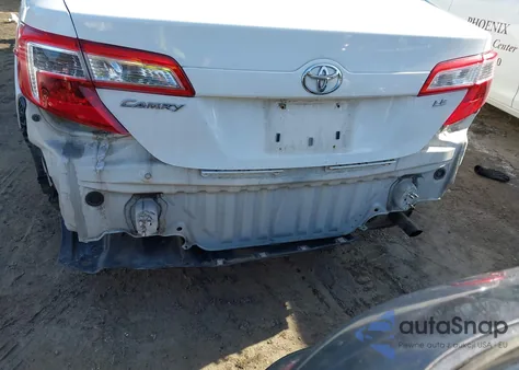 2012 Toyota Camry Le z USA, uszkodzony, nr VIN 4T1BF1FK8CU540582